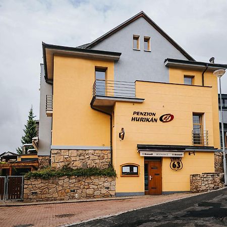 Penzion Hurikan 63 Havlickuv Brod Exterior photo