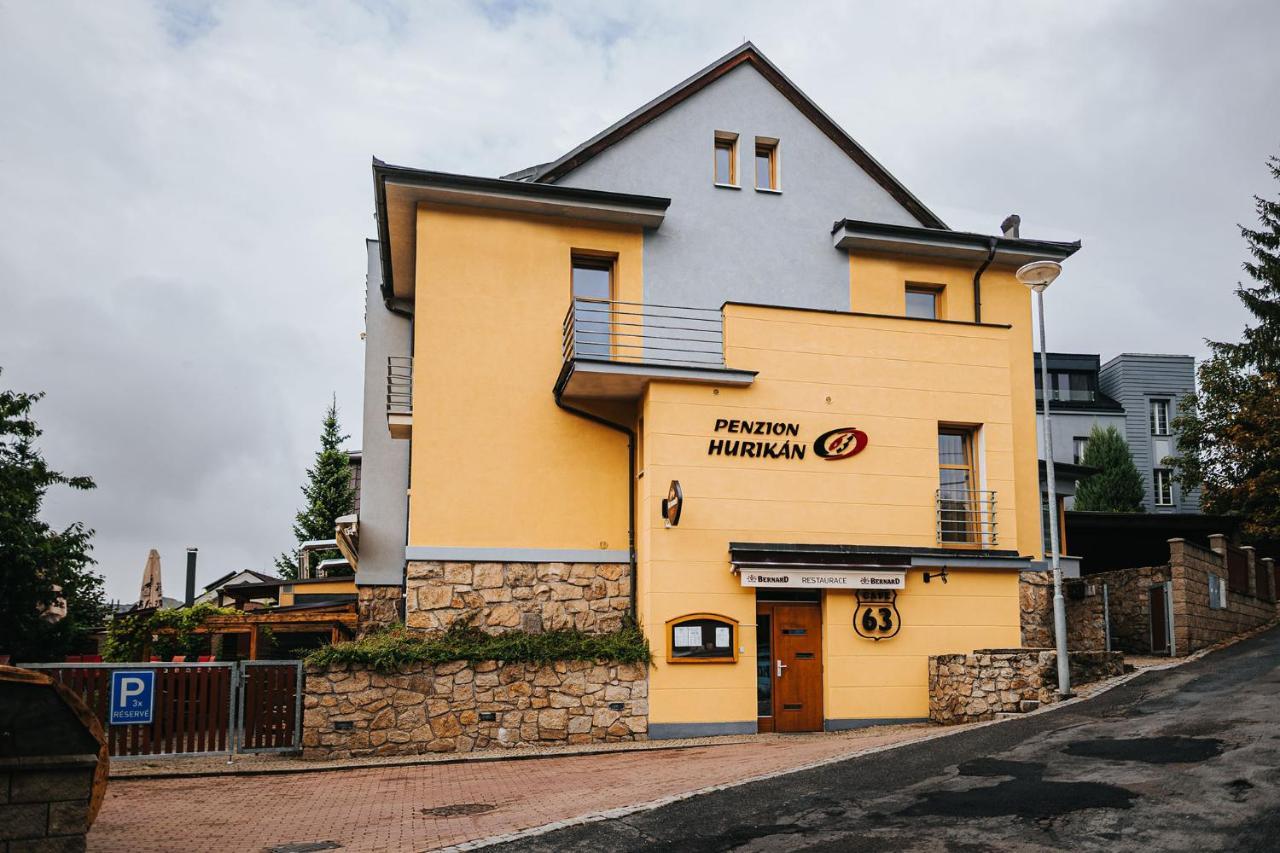 Penzion Hurikan 63 Havlickuv Brod Exterior photo